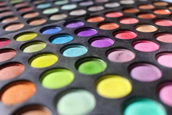 Cosmetic color eyeshadow palette